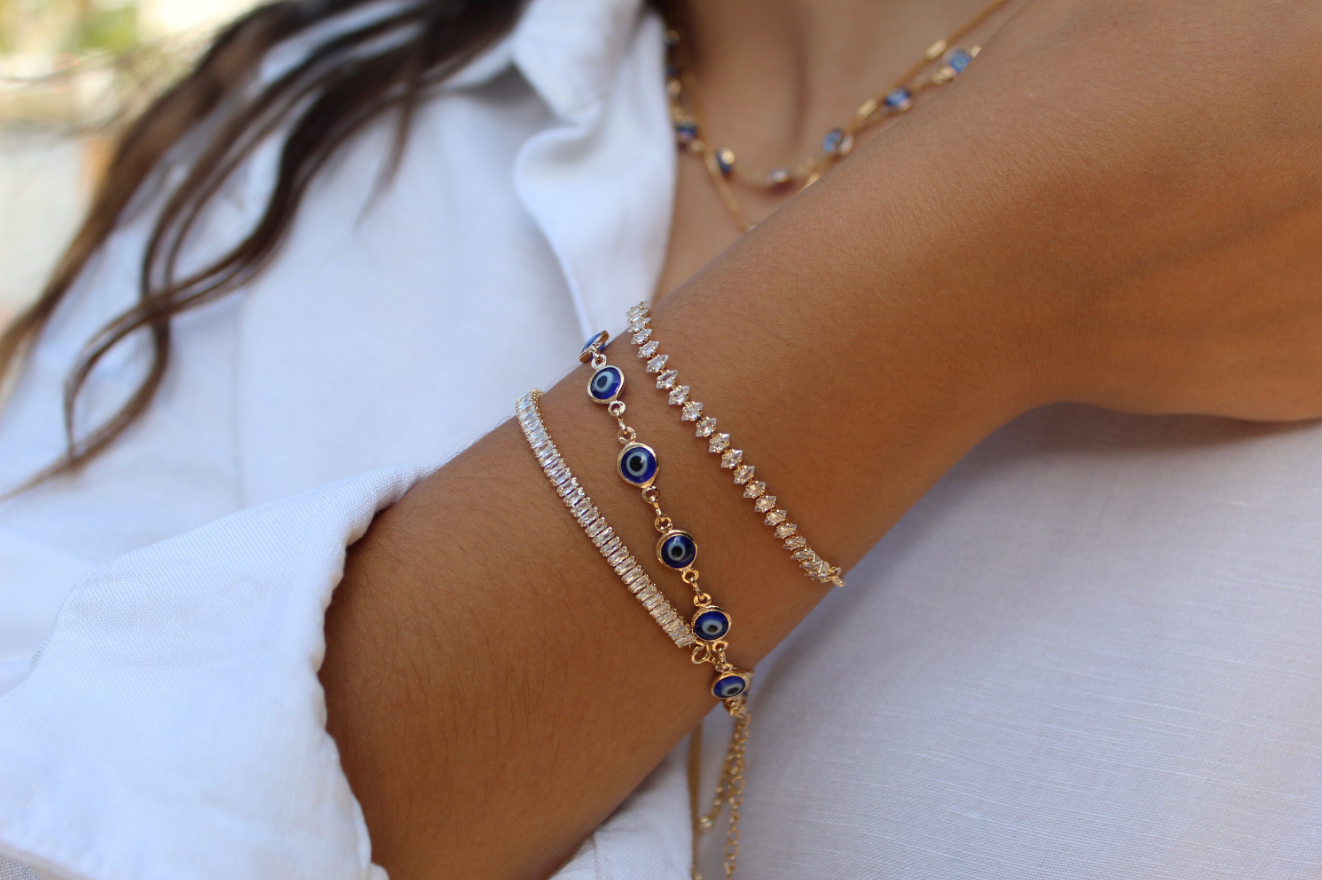 Protective Eye Bracelet Set